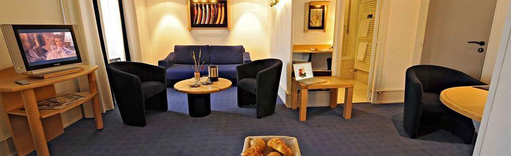 Logis Hotel Le France Villers-le-Lac Εξωτερικό φωτογραφία