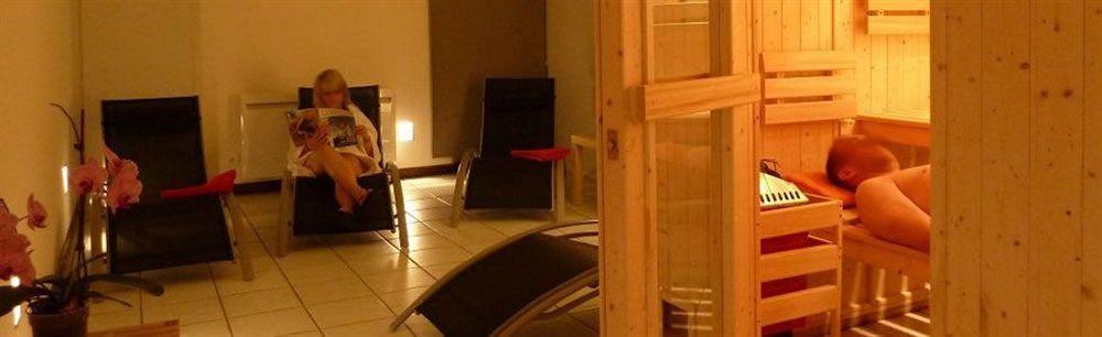Logis Hotel Le France Villers-le-Lac Εξωτερικό φωτογραφία