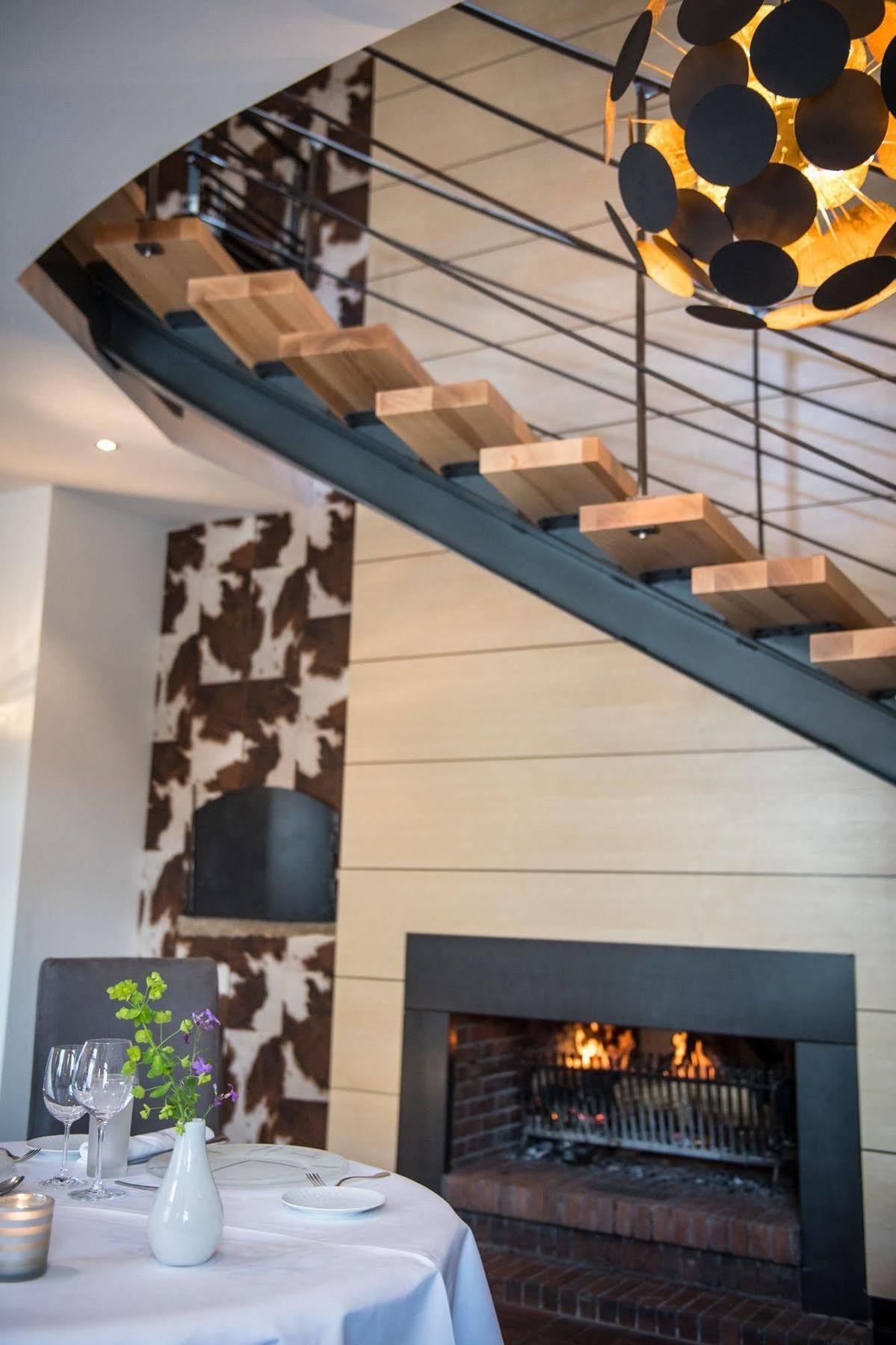 Logis Hotel Le France Villers-le-Lac Εξωτερικό φωτογραφία